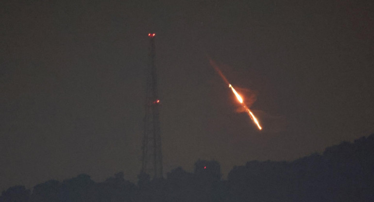 Drones y misiles iraníes sobrevuelan Israel. Foto: EFE.