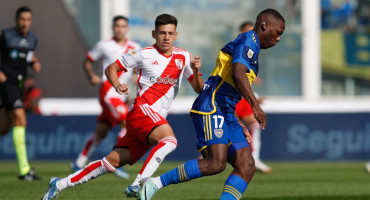 Luis Advíncula, River vs Boca, Copa de la Liga. Foto: NA