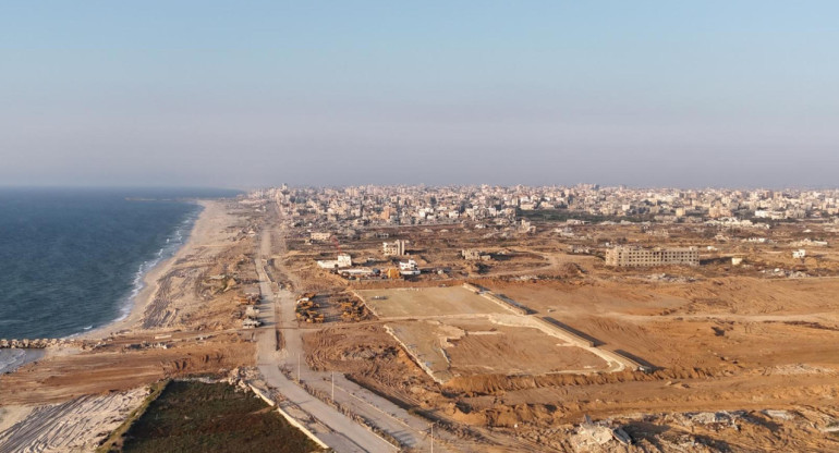 Construcción de un muelle e Gaza por parte de EEUU e Israel. Foto: EFE.