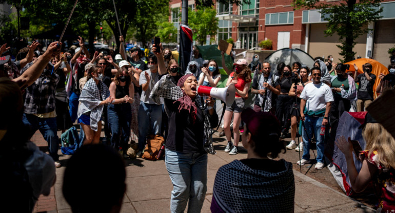 Protesta de estudiantes propalestinos en Estados Unidos. Foto: Reuters.