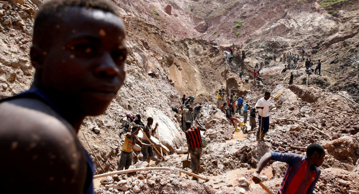Mina de coltán en el Congo. Foto: Reuters