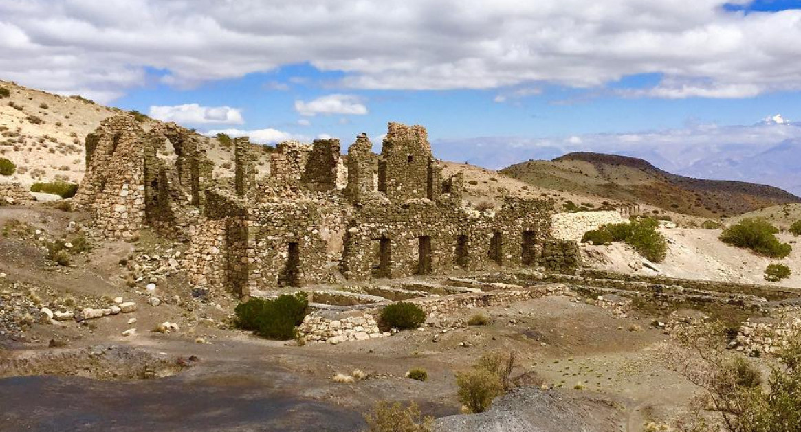 Ruinas de Paramillos, Uspallata, Mendoza. Foto: Instagram/minasdeparamillos
