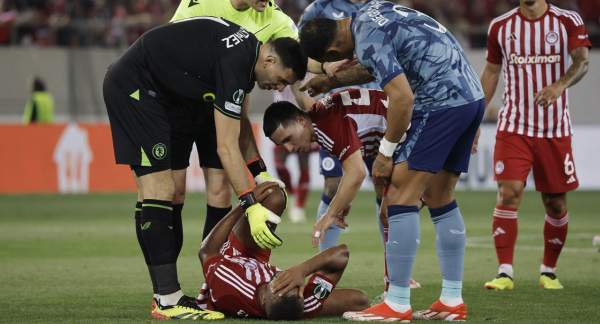 Emiliano Dibu Martínez; Aston Villa vs. Olympiacos. Foto: Reuters.