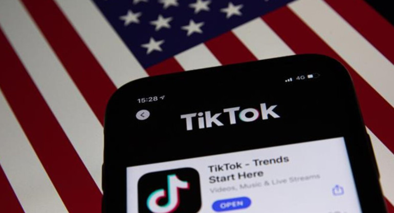 TikTok, redes sociales. Foto: EFE