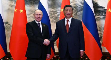 Vladimir Putin y Xi Jinping. Foto: EFE.