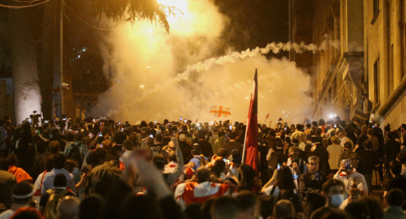 Protestas en Georgia contra ley de injerencia extranjera. Foto: Reuters.