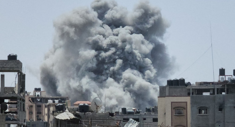 Bombardeos israelíes en Gaza. Foto: Reuters.