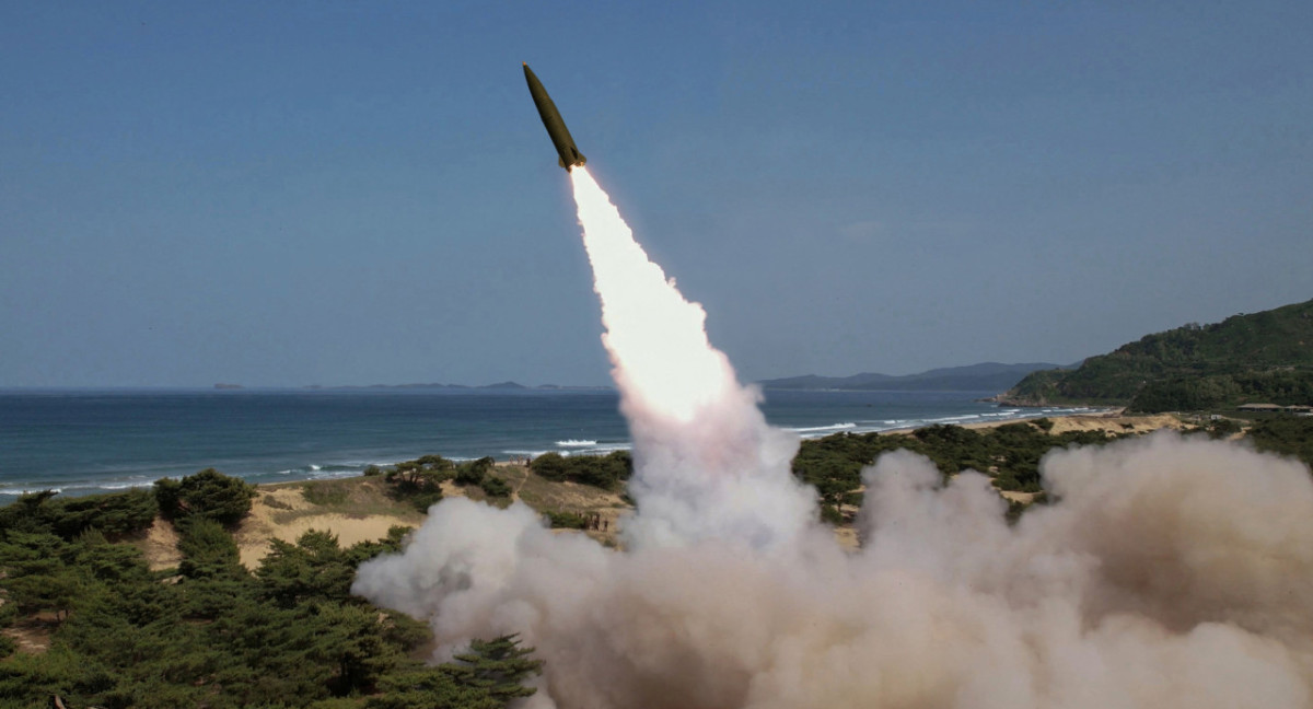 Lanzamiento de misiles desde Corea del Norte. Foto: Reuters.