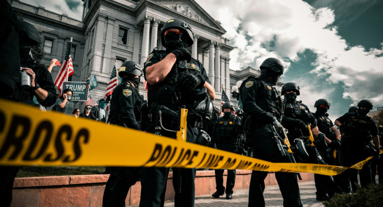 Policía de Estados Unidos. Foto: Unsplash
