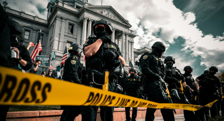 Policía de Estados Unidos. Foto: Unsplash