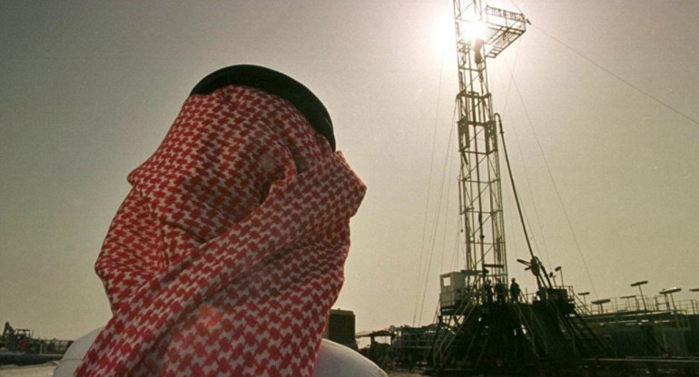 Petróleo árabe. Foto: Internet