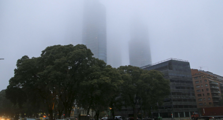 Neblina en Buenos Aires. Foto: NA.