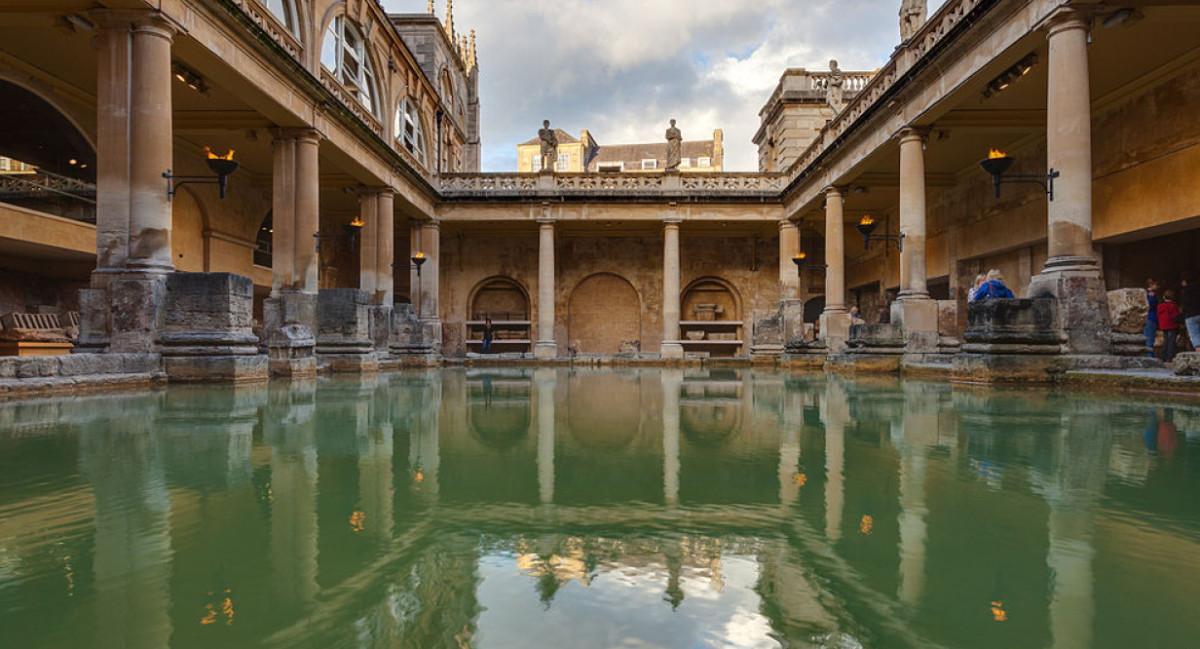 Aguas termales de Bath. Foto: Wikipedia/ Diego Delso.