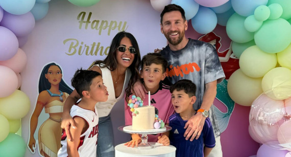 Messi junto a su familia. Foto: Instagram/leomessi.