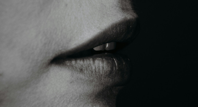 Labios, boca. Foto: Unsplash.