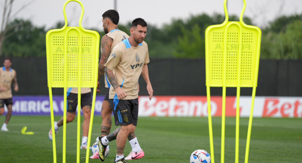 Argentina se entrena pensando en Chile; Copa América 2024. Foto: X @Argentina