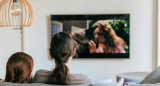 Televisor, tecnología, control remoto. Foto: Unsplash