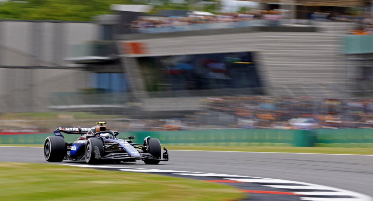 Franco Colapinto arriba de un Williams de Fórmula 1. Foto: Reuters.