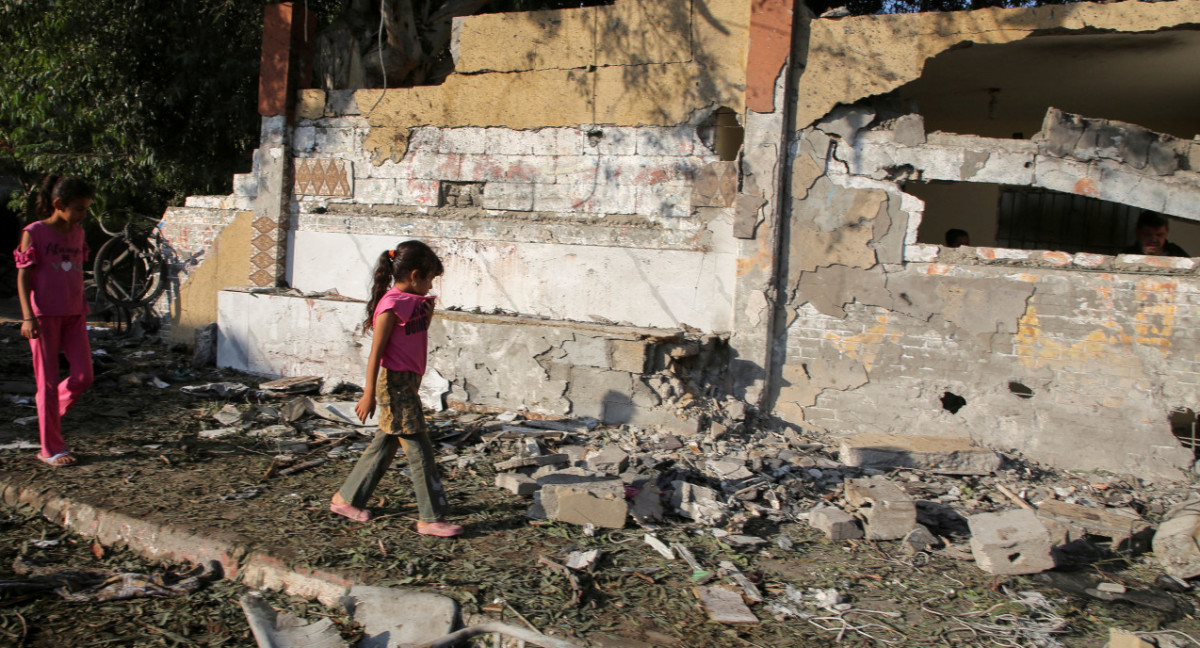 Ataques israelíes en Jan Yunis, en Gaza. Foto: EFE.