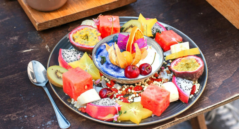 Frutas; kiwi; sandía. Foto: Unsplash.