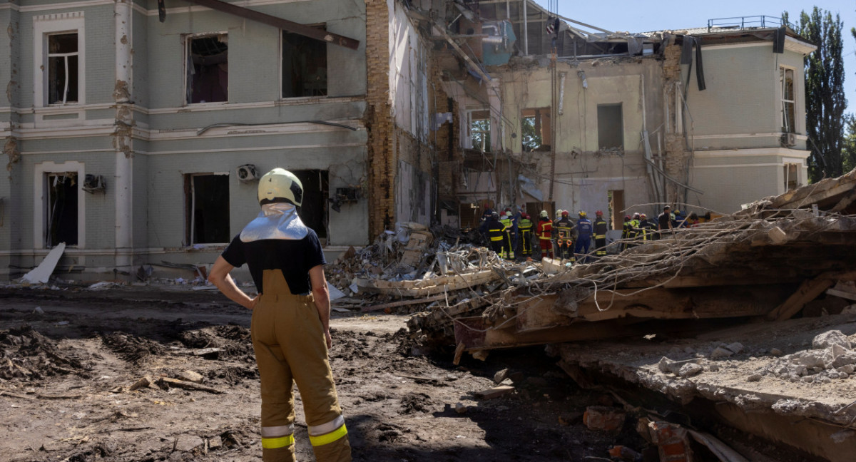 Daños en el hospital infantil en Ucrania que atacó Rusia. Foto: Reuters.