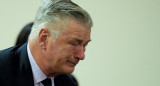 El llanto de Alec Baldwin tras el fallo. Foto: Reuters