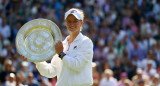 Festejo de Barbora Krejcikova en Wimbledon. Foto: REUTERS.