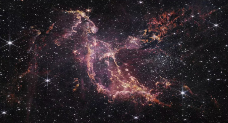 Puntos rojos en el universo. Foto: NASA.