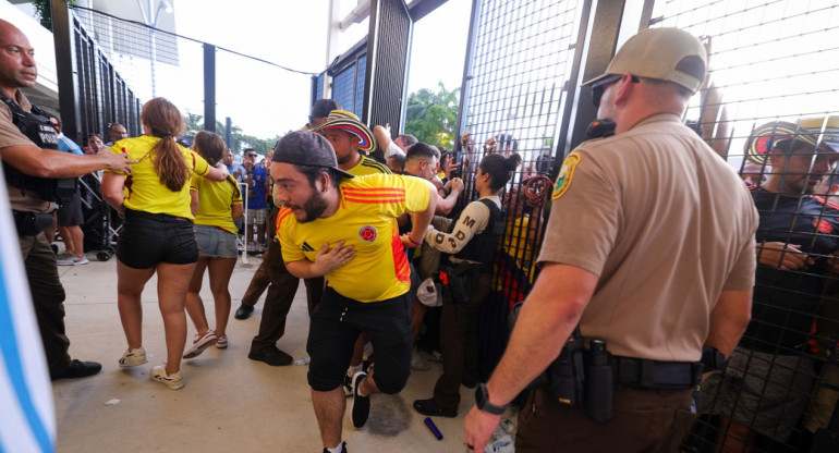 Incidentes en el ingreso de la final entre Argentina y Colombia; Copa América 2024. Foto: Reuters.