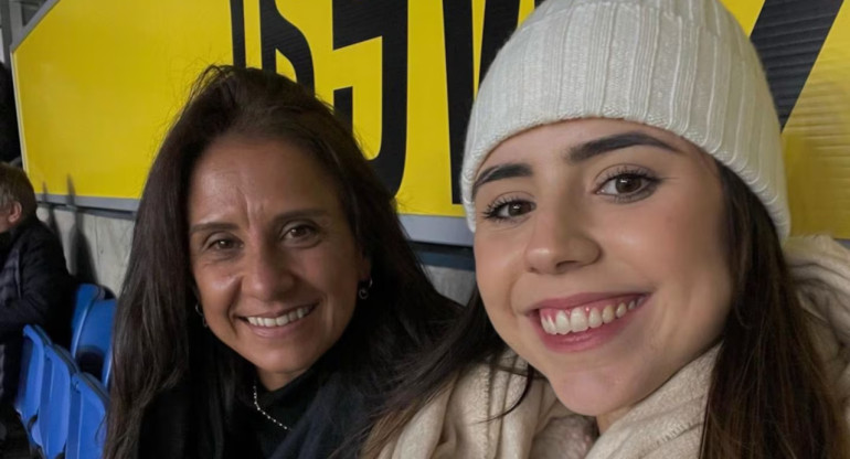 Cami Mayan junto a su exsuegra, la mamá de Alexis Mac Allister. Foto: Instagram/silvinarie.