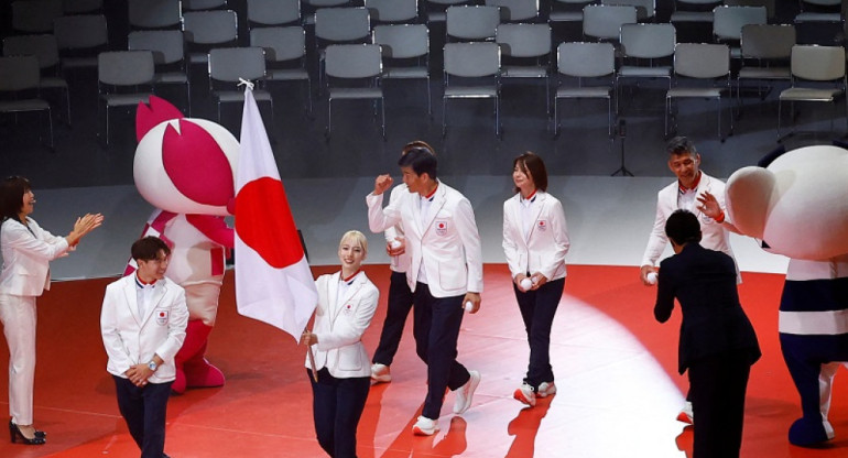 Atletas japoneses que competirán en los Juegos Olímpicos 2024. Foto: Reuters.