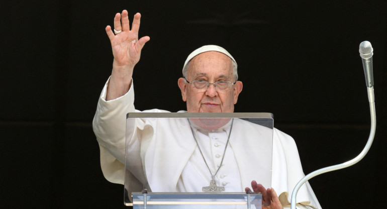 El papa Francisco durante el rezo dominical del Ángelus. Foto:Reuters.