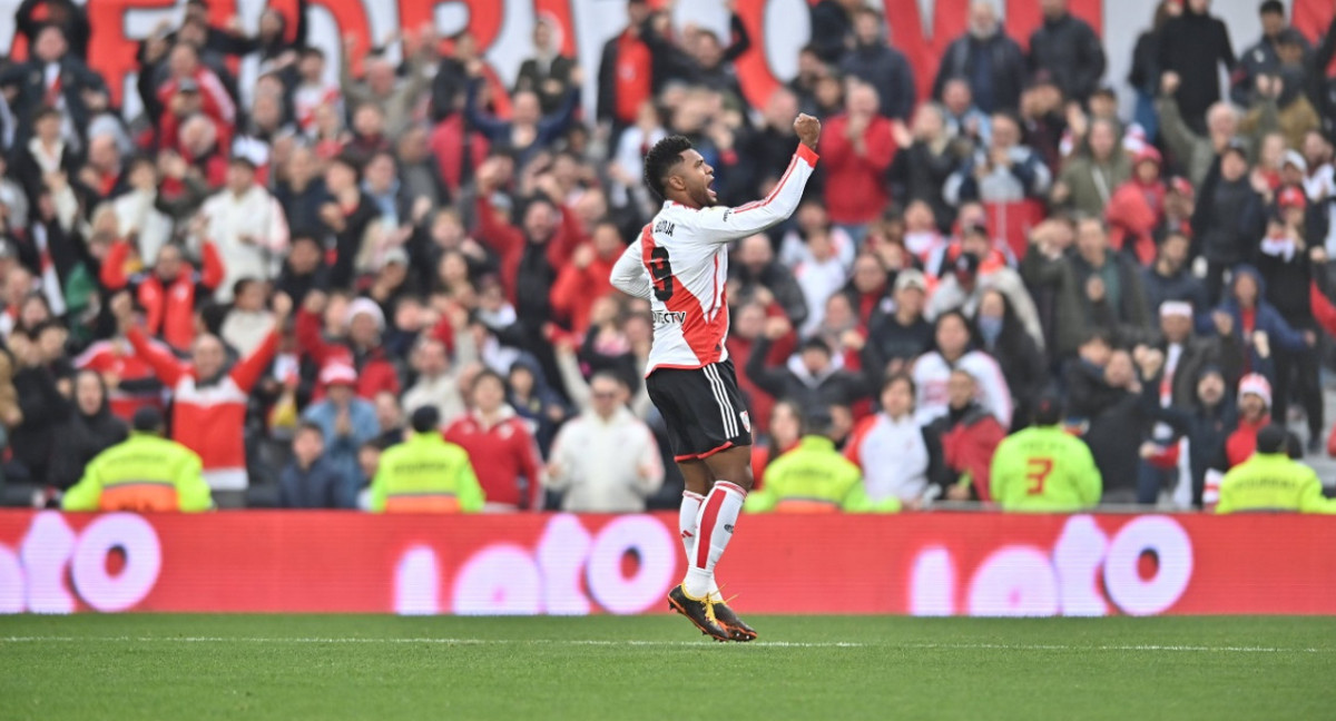 Miguel Borja; River Plate vs. Lanús. Foto: X @RiverPlate.