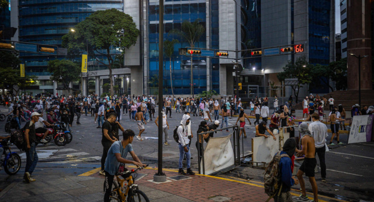 Protestas en Venezuela por los resultados de las elecciones. Foto: EFE.