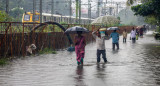 Imagen de archivo de fuertes lluvias en la India. Foto: EFE/EPA/DIVYAKANT SOLANK