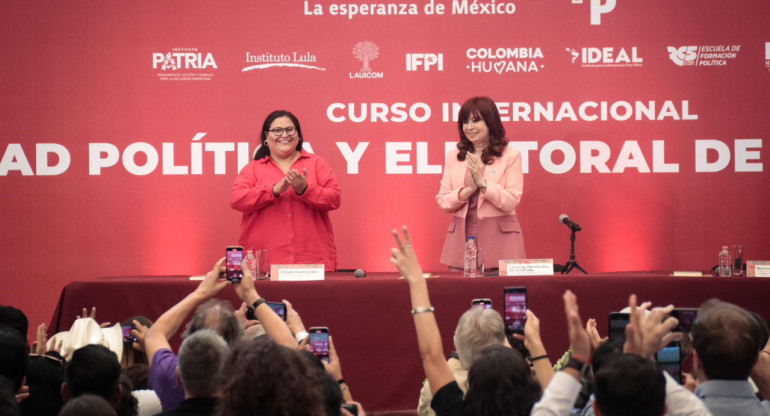 Cristina Kirchner en México. Foto: prensa