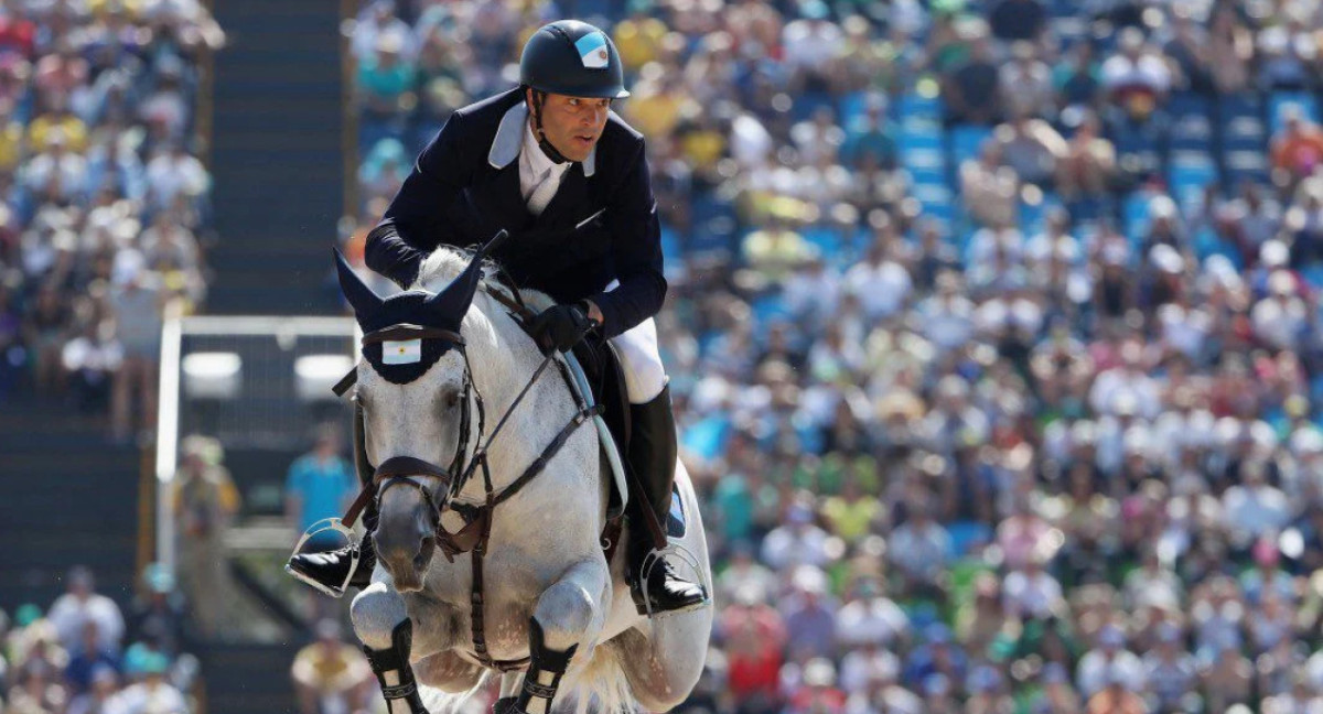 José María Larocca clasificó a la final de salto en equitación. Foto: NA.