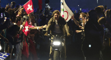 Tom Cruise en el cierre de los Juegos Olímpicos de París 2024. Foto: Reuters