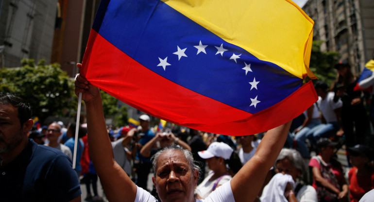 Marcha en Venezuela contra los resultados de las elecciones presidenciales. Foto: REUTERS.