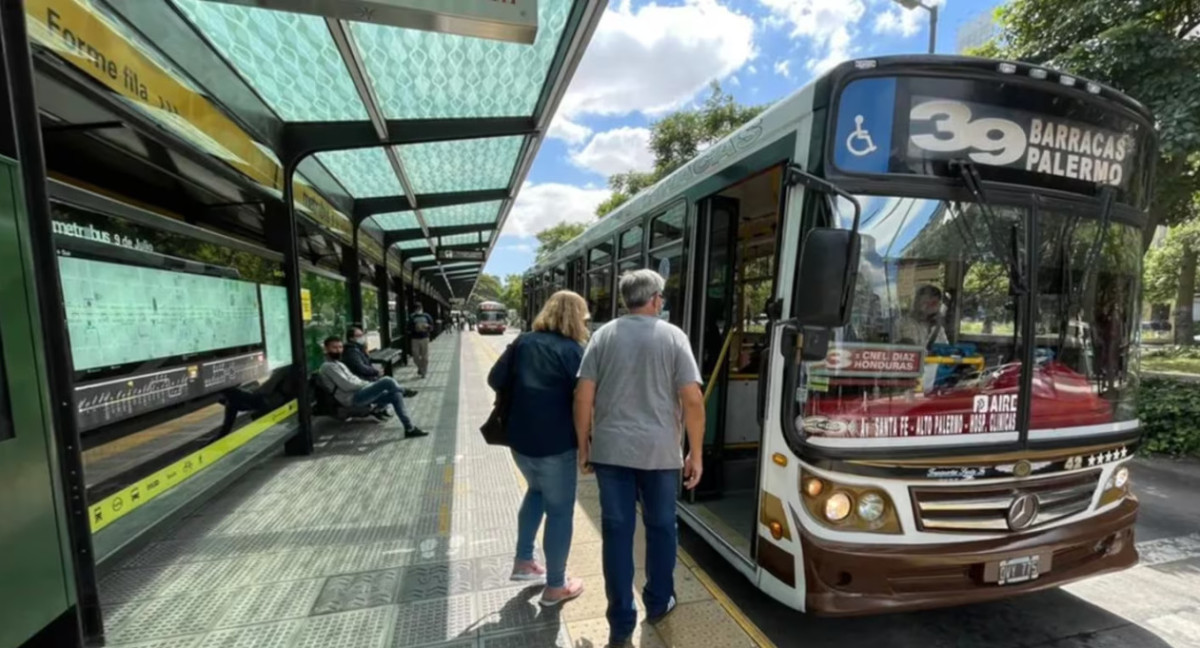 Colectivo, transporte público. Foto: Gobierno de la Ciudad