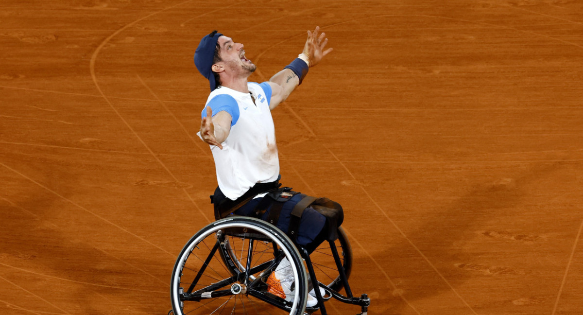 Festejo de Gustavo Fernández en los Juegos Paralímpicos París 2024. Foto: REUTERS.