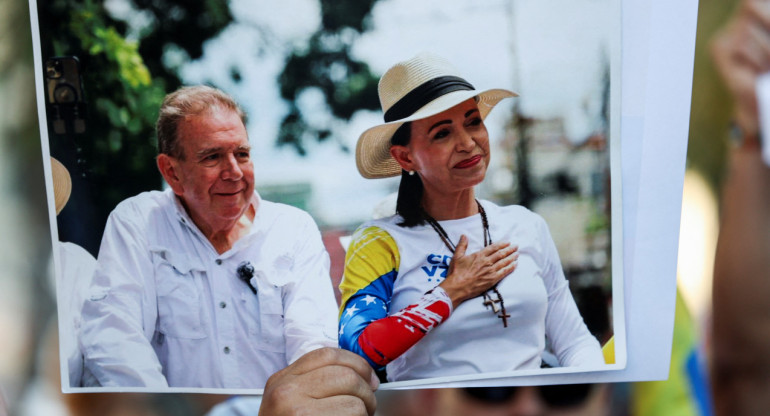 Corina Machado y González Urrutia, los líderes de la oposición en Venezuela. Foto: Reuters.