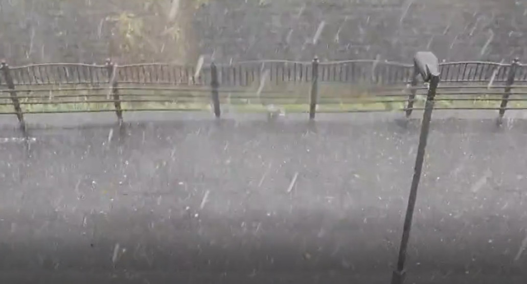 Las lluvias en Japón ya mataron a seis personas. Foto: Captura de video.