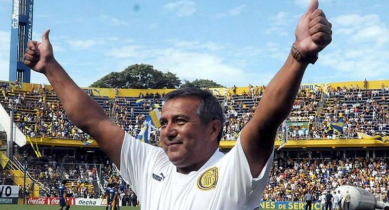 Omar Palma, histórico jugador de Rosario Central. Foto: X @MundoCentralOf.