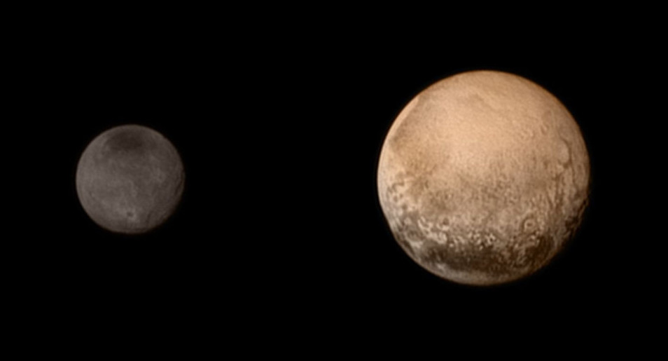 La luna Caronte, la mayor del planeta enano Plutón. Fuente: NASA