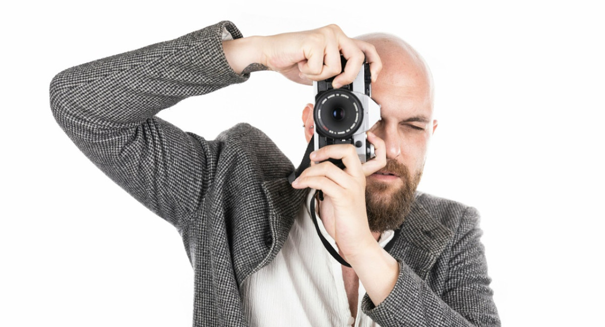 Pelado; calvo; calvicie. Foto: Unsplash.