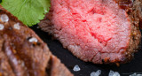 Salar el asado. Foto: Unsplash.