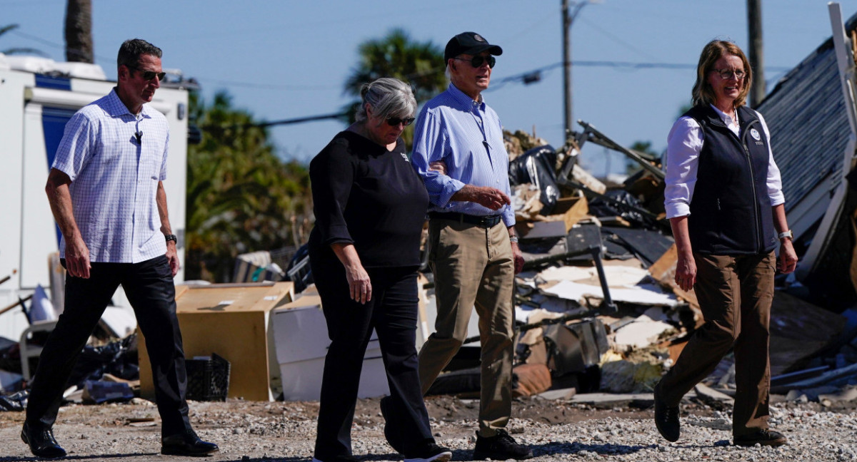 Joe Biden visitó Florida tras el huracán Milton. Foto: Reuters