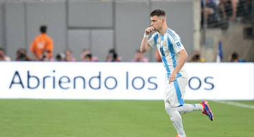 Giovani Lo Celso con la Selección argentina. Foto: REUTERS.