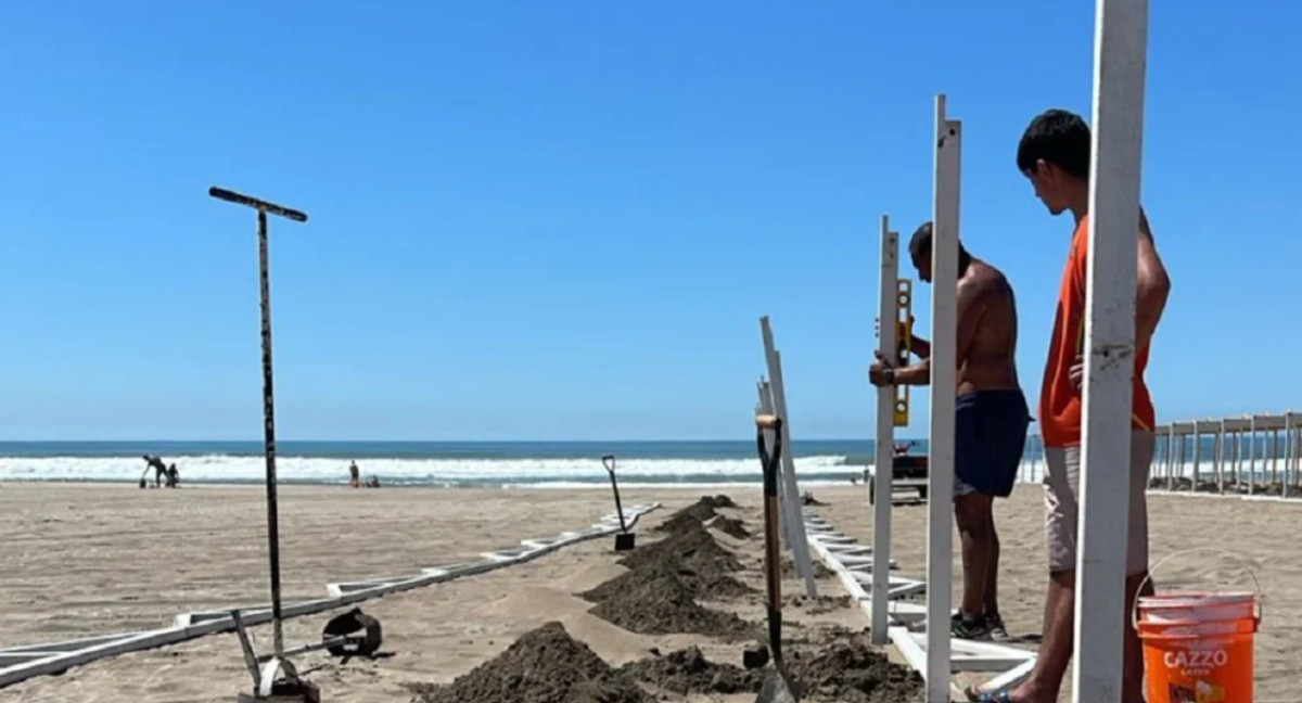 Así se construye un balneario en Mar del Plata. Foto: NA